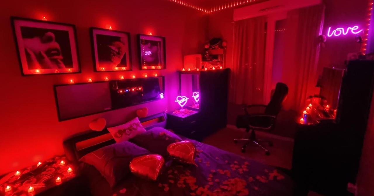 Love Room Sexy Love Cosy Lib Proche Centre Gare A Pied Aulnay-sous-Bois Eksteriør billede