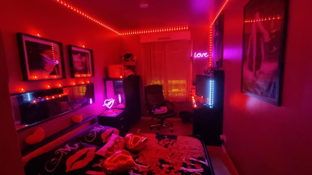 Love Room Sexy Love Cosy Lib Proche Centre Gare A Pied Aulnay-sous-Bois Eksteriør billede